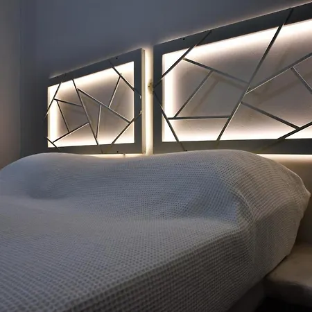 Avra Milos Guest house