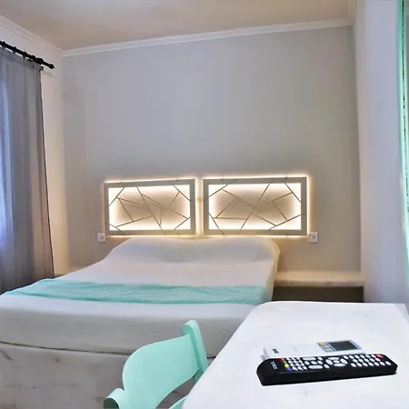 Avra Milos Guest house