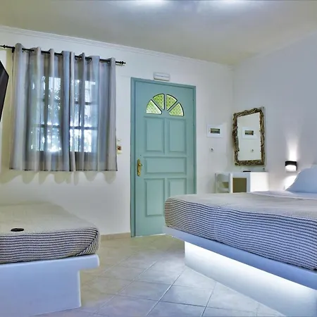 Avra Milos Πανσιόν 4*