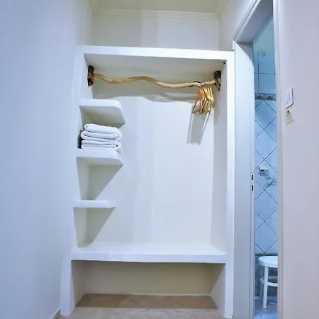 Avra Milos 4* Ζεφυρία