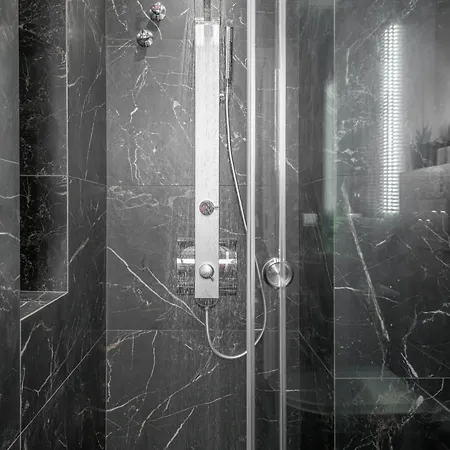 Avra Milos Πανσιόν 4*