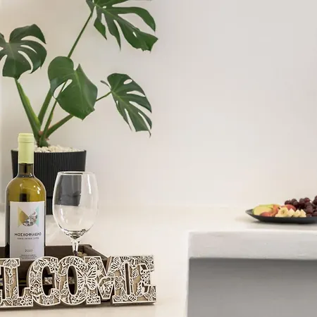 Guest house Avra Milos Zefiria