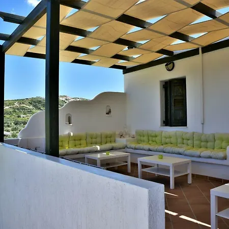 Πανσιόν Avra Milos Ζεφυρία