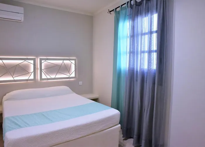 Avra Milos 4* Zefiría