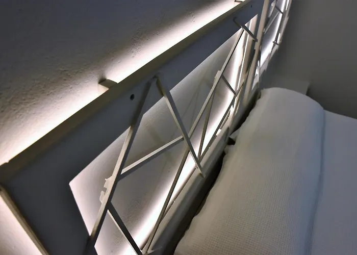 Avra Milos בית הארחה Zefiría