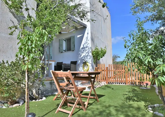 Avra Milos Gasthuis 4*